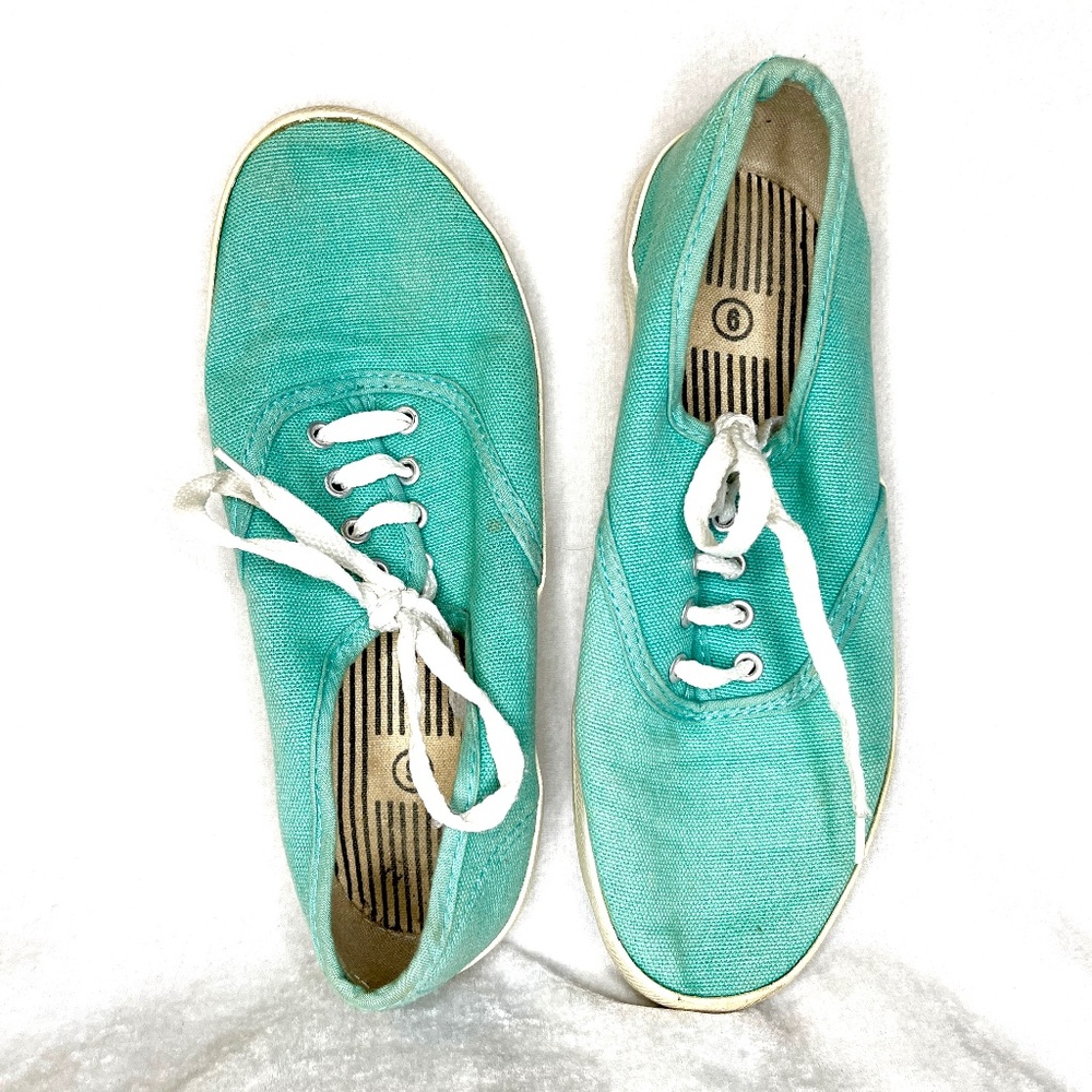 Teal seafoam blue Urban Outfitters brand Ked lookalike sneakers